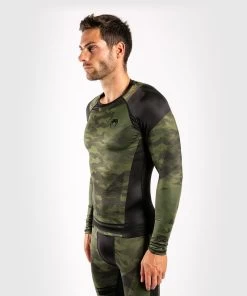 Venum TROOPER Rash Guards L/S Forest Camo Zwart -Boksen Winkel venum venum trooper rash guards l s forest camo zw 2