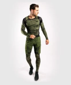 Venum TROOPER Rash Guards L/S Forest Camo Zwart -Boksen Winkel venum venum trooper rash guards l s forest camo zw 5
