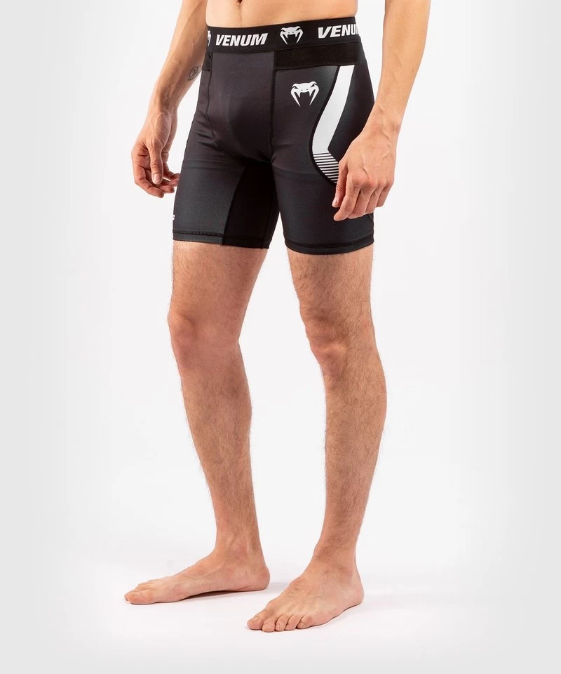 Venum Vale Tudo No Gi 3.0 Compressieshort Zwart Wit 5 Venum Vale Tudo No Gi 3.0 Compressieshort Zwart Wit - Afbeelding 3