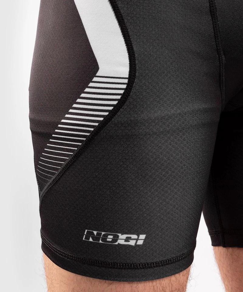 Venum Vale Tudo No Gi 3.0 Compressieshort Zwart Wit 3 Venum Vale Tudo No Gi 3.0 Compressieshort Zwart Wit