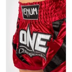 Venum X ONE FC Muay Thai Kickboks Broekje Rood -Boksen Winkel venum venum x one fc muay thai kickboks broekje ro 2