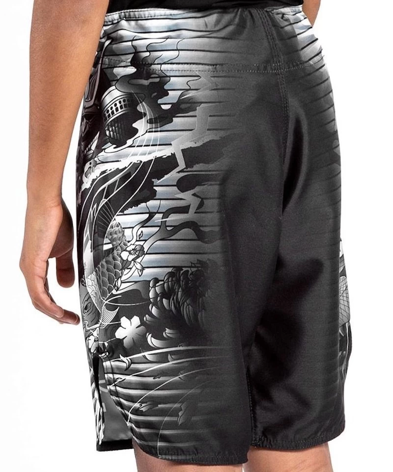 Venum YKZ21 Fight Shorts Voor Kinderen Zwart Wit 6 Venum YKZ21 Fight Shorts Voor Kinderen Zwart Wit - Afbeelding 4