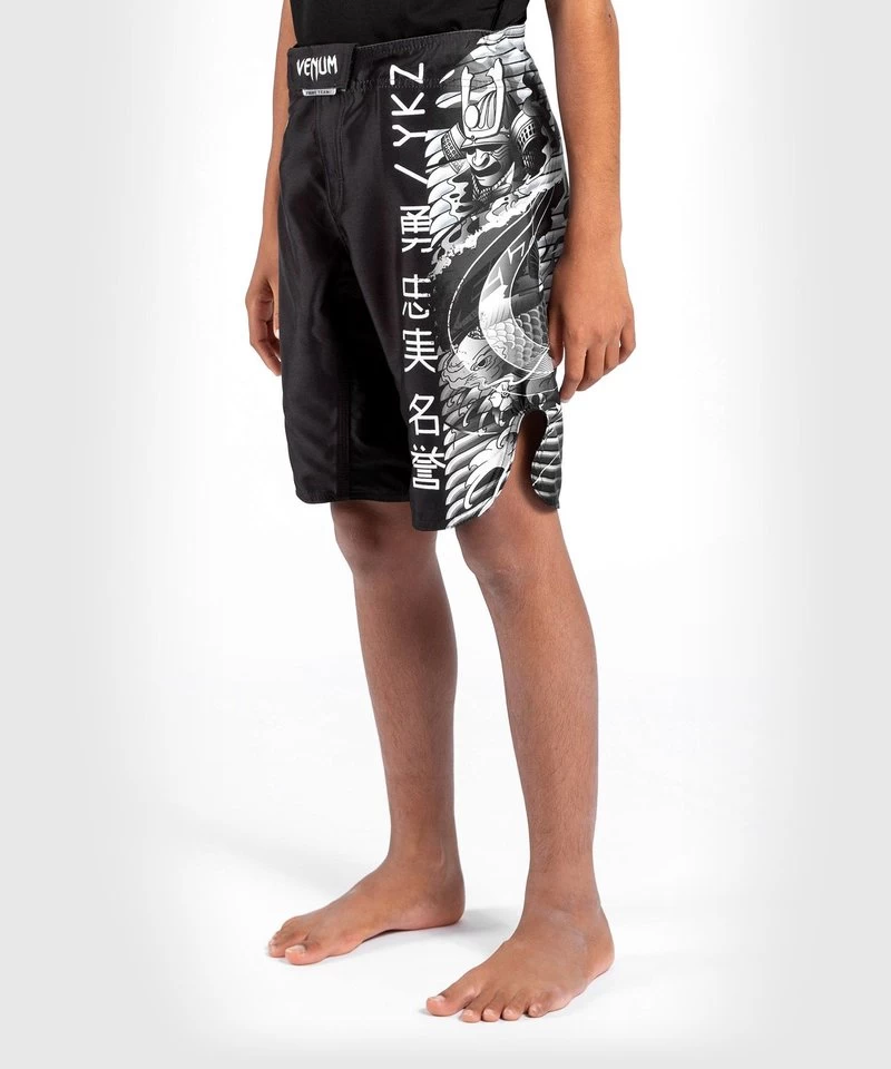 Venum YKZ21 Fight Shorts Voor Kinderen Zwart Wit 8 Venum YKZ21 Fight Shorts Voor Kinderen Zwart Wit - Afbeelding 6