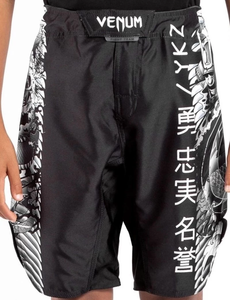 Venum YKZ21 Fight Shorts Voor Kinderen Zwart Wit 12 Venum YKZ21 Fight Shorts Voor Kinderen Zwart Wit - Afbeelding 10