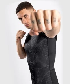 Venum YKZ21 Rash Guard S/S Compressie Shirt Zwart Zwart -Boksen Winkel venum venum ykz21 rash guard s s compressie shirt 3